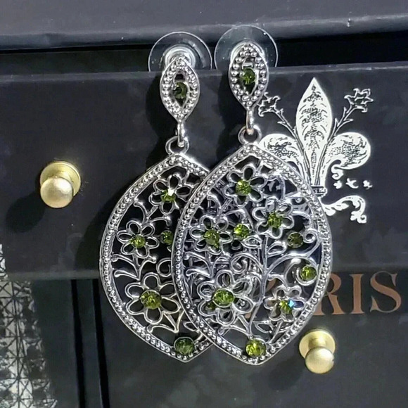 Vintage Marquise Green Rhinestone Silver Filigree Earrings - Picture 3 of 9